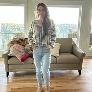 American Eagle jeans stretchy fits like a 4